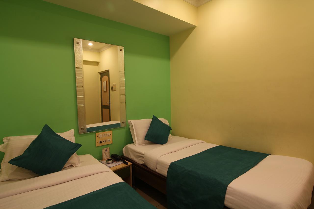 Hotel City Palace Mumbai  Buitenkant foto
