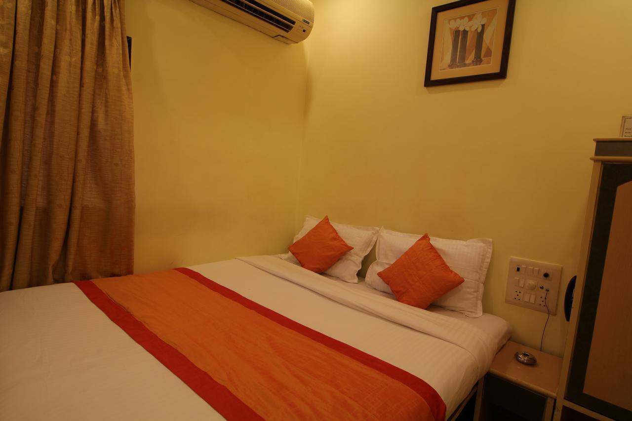 Hotel City Palace Mumbai  Buitenkant foto